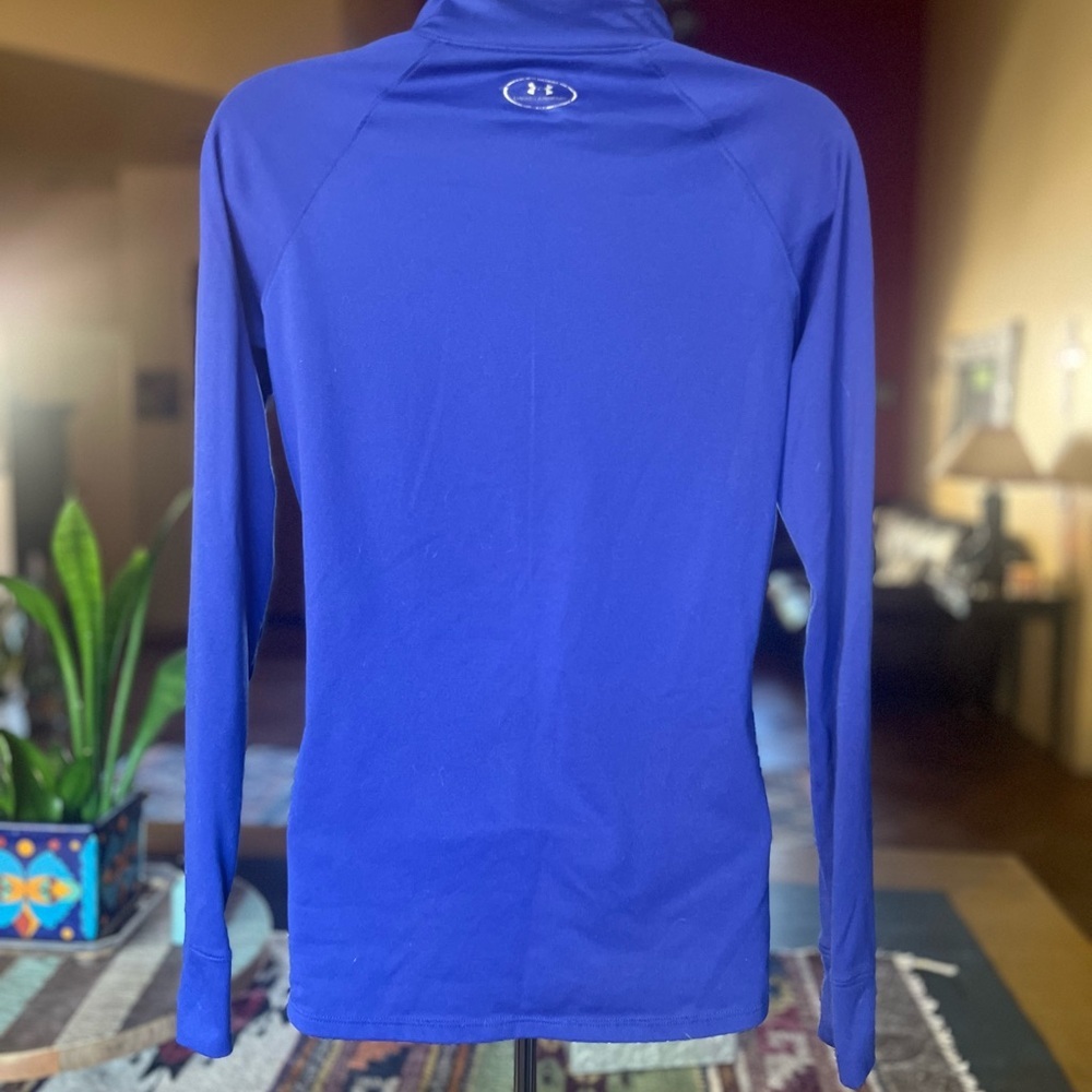 Under Armour lightweight top - Picture 4 of 4